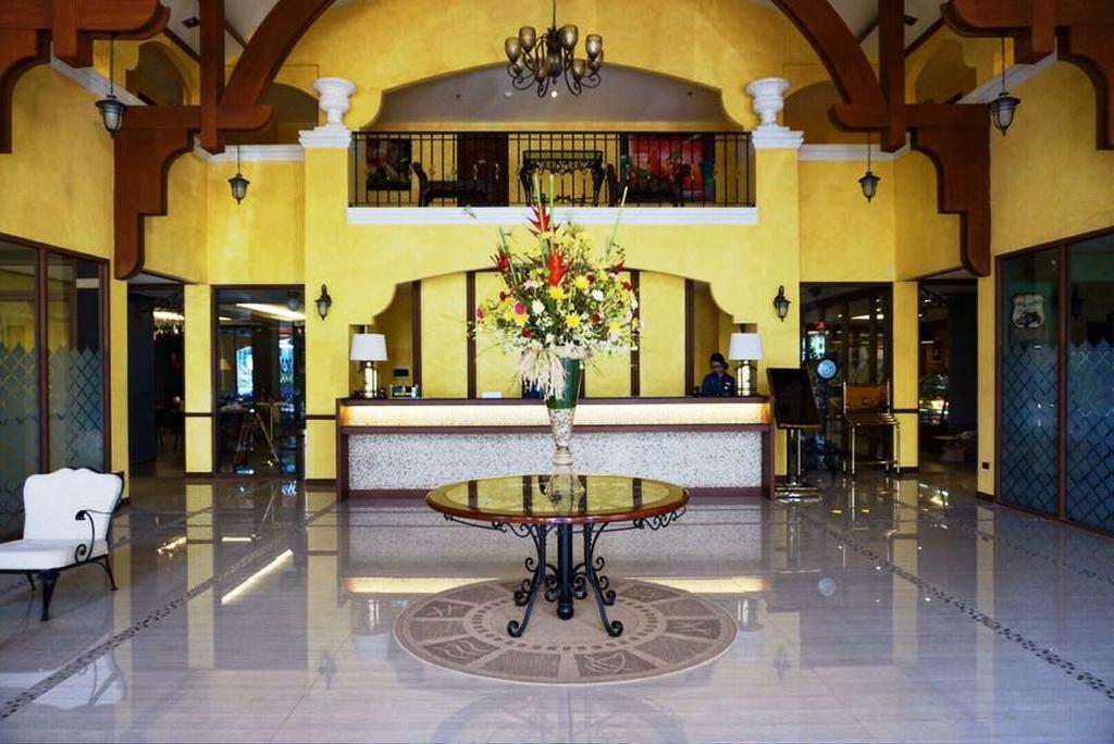 The Pepperland Hotel Legazpi Zewnętrze zdjęcie