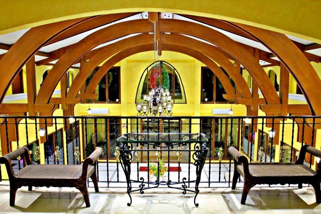 The Pepperland Hotel Legazpi Zewnętrze zdjęcie